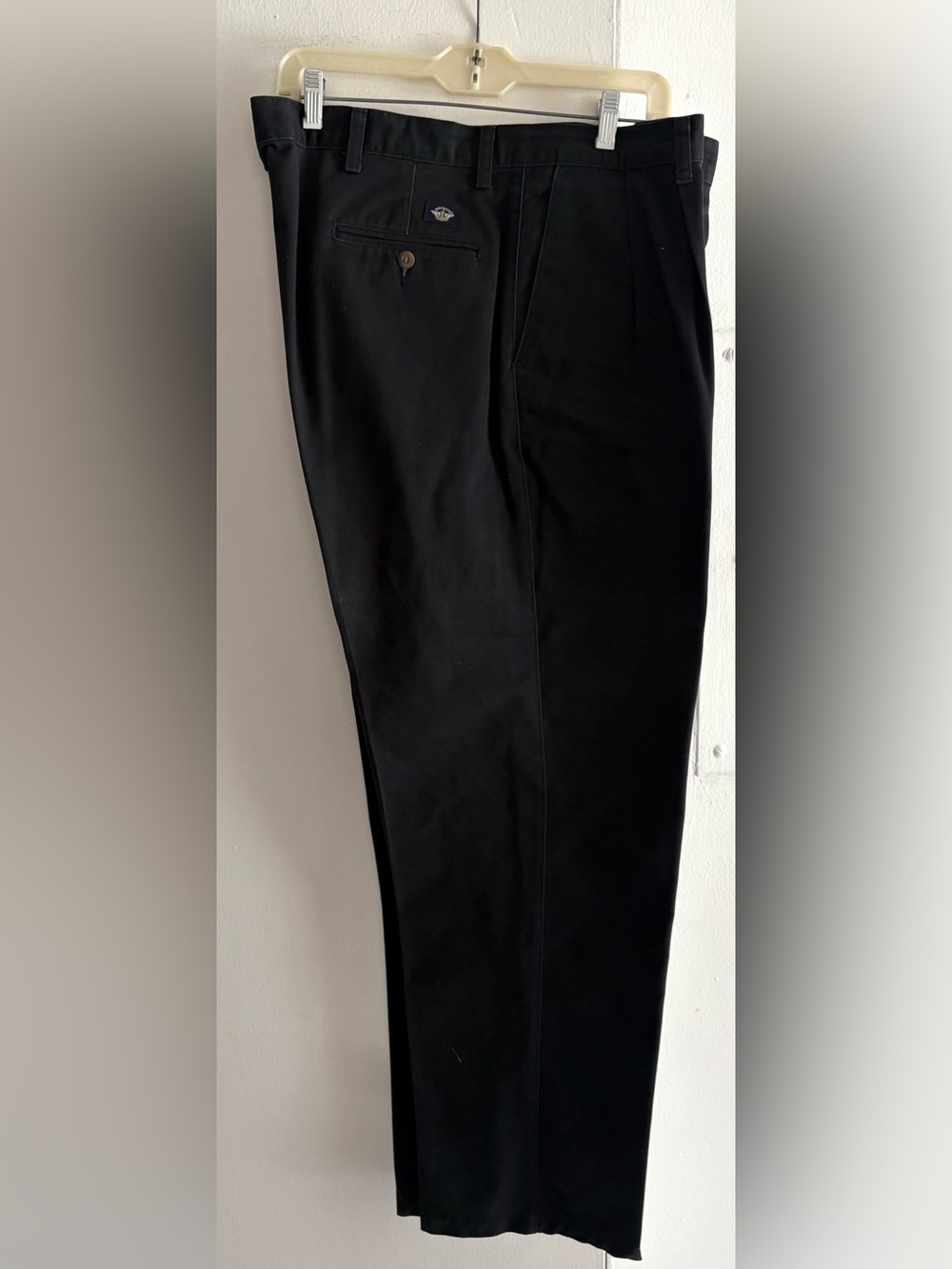 Men’s Classic Khaki Black Dockers